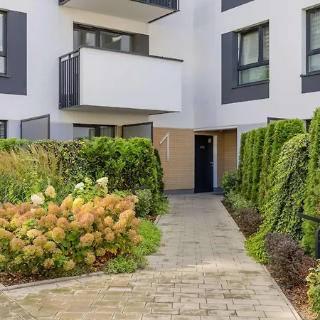 Lazurowa Charming With Parking & Garden In By Renters * Βαρσοβία