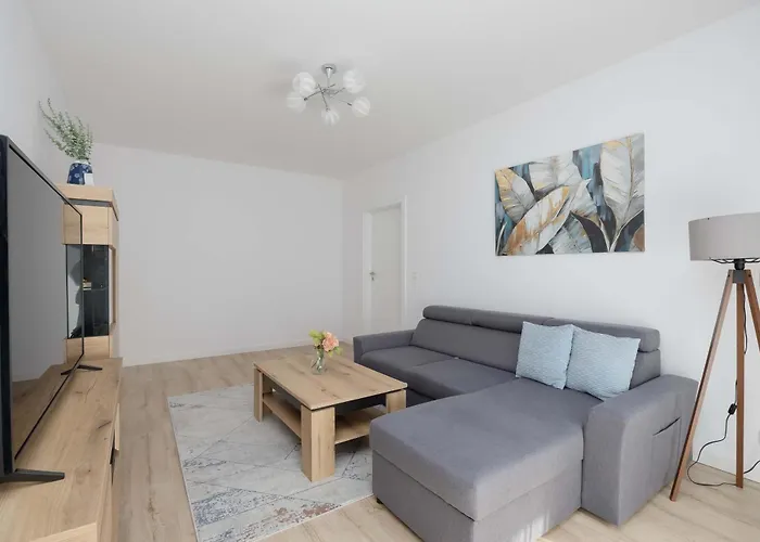 Lazurowa Charming With Parking & Garden In By Renters *