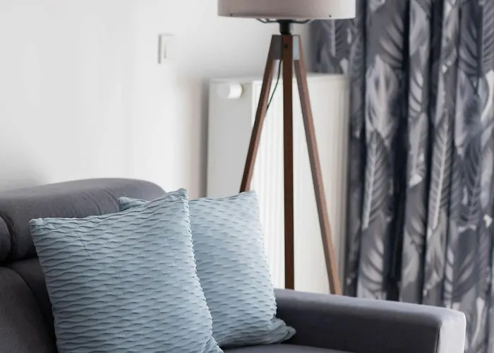 Lazurowa Charming With Parking & Garden In By Renters Warsaw