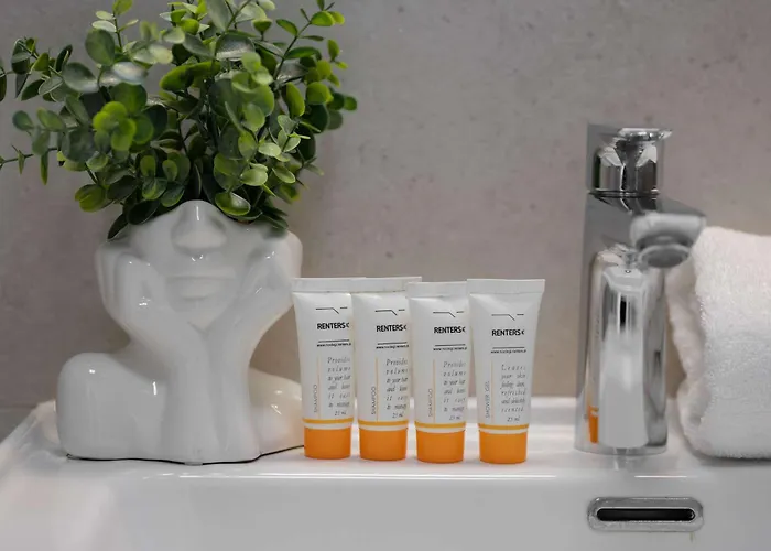 Appartamento Lazurowa Charming With Parking & Garden In By Renters *